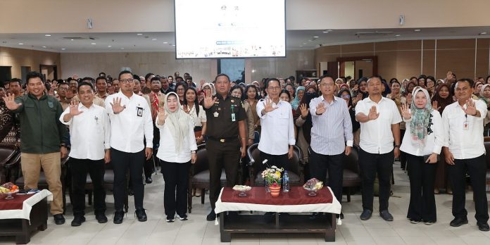 Buka Sosialisasi Dana BOSP 2025, Amsakar: Pendidikan adalah Investasi Bangsa Buka Sosialisasi Dana BOSP 2025, Amsakar: Pendidikan adalah Investasi Bangsa