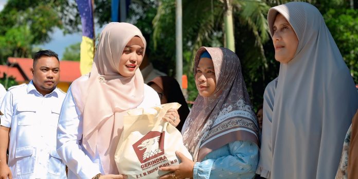 Harga Pupuk Subsidi Turun 20 Persen, Wabup Bintan Minta Petani Awasi Harga di Lapangan Harga Pupuk Subsidi Turun 20 Persen, Wabup Bintan Minta Petani Awasi Harga di Lapangan
