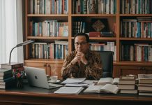 Kriteria Birokrat Ideal di Batam: Jembatan Komunikasi Efektif Kepala Daerah Junaidi, S. Sos., M. Si