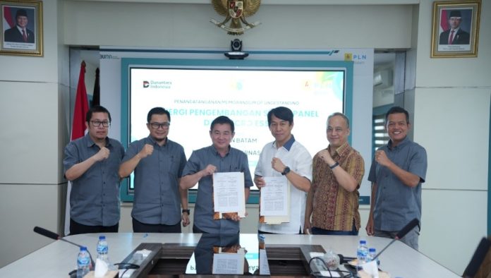 PLN Batam Gandeng PT Avecode Internasional Kembangkan Solar Panel dan Micro ESS