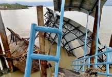 Akibat Hantaman Gelombang, Ponton Pelabuhan Selat Beliah Karimun Tenggelam