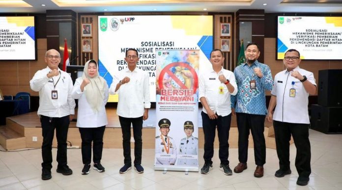 Amsakar Buka Sosialisasi Mekanisme Pemeriksaan dan Verifikasi Pemberian Daftar Hitam