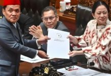 DPR Resmi Sahkan Revisi KUHAP Jadi Undang-Undang DPR RI resmi mengesahkan RKUHAP