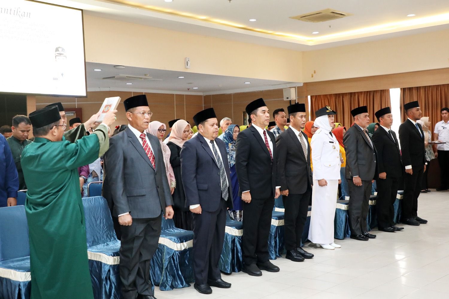 Firmansyah Resmi Menjabat Sekda Batam Definitif 1