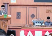 Lis Darmansyah dan Wakil Rakyat Tandatangani Persetujuan APBD 2026 Kota Tanjungpinang Lis Darmansyah dan Wakil Rakyat Tandatangani Persetujuan APBD 2026 Kota Tanjungpinang