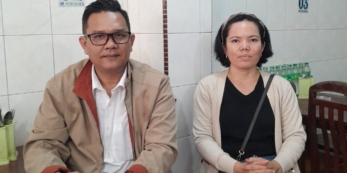 IRT Korban Pengeroyokan Desak Polsek Tanjungpinang Barat Tangkap dan Tahan Para Pelaku IRT Korban Pengeroyokan Desak Polsek Tanjungpinang Barat Tangkap dan Tahan Para Pelaku