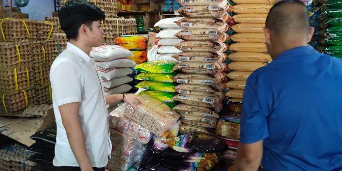 Satgas Pangan Polresta Barelang Lakukan Pengecekan Komoditi di Pasar Tos 3000 Jodoh