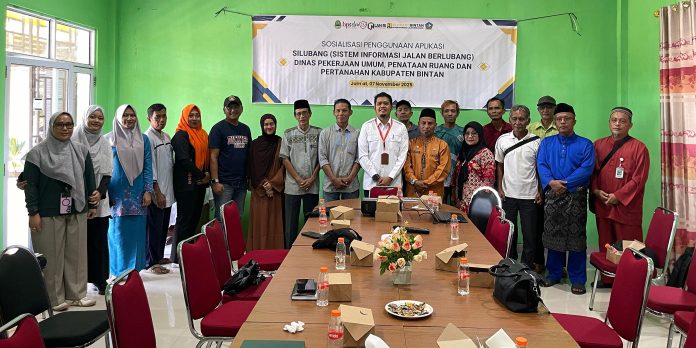 Akses Jalan Rusak dan Berlubang? Laporkan ke SILUBANG Dinas PUPR Bintan Akses Jalan Rusak dan Berlubang? Laporkan ke SILUBANG Dinas PUPR Bintan