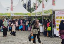 Pemko Tanjungpinang Gelar GPM, Warga Antusias Dapatkan Harga Terjangkau Pemko Tanjungpinang Gelar GPM, Warga Antusias Dapatkan Harga Terjangkau