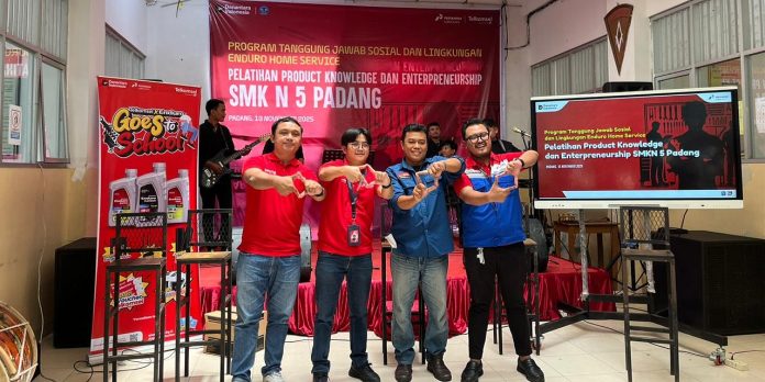 Telkomsel dan Pertamina Lubricants Kick-Off “Telkomsel x Enduro Goes to School” Perdana se-Sumatera di SMKN 5 Padang