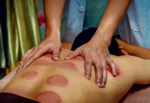 Inspiratif! Berbekal Bekam dan Fashdu, Enci Zulkifli Sukses Sekolahkan Anak Hingga Jadi Guru dan Polisi