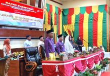 Bupati dan Wabup Lingga Hadiri Paripurna DPRD Sempena Hari Jadi ke-22 Kabupaten Lingga Bupati dan Wabup Lingga Hadiri Paripurna DPRD Sempena Hari Jadi ke-22 Kabupaten Lingga
