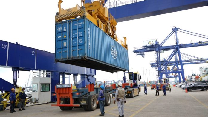 Peti Kemas hingga General Cargo Tumbuh 2 Digit