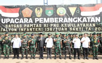 Sebanyak 450 Prajurit Yonif 136 Tuah Sakti Ditugaskan Operasi Pengamanan di Papua Sebanyak 450 Prajurit Yonif 136 Tuah Sakti Ditugaskan Operasi Pengamanan di Papua