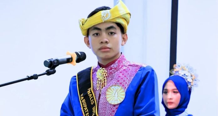 Syahpoetra dan Rahmi Annisa dari SMA 1 Bintan Timur Jadi Duta Genre Bintan 2025