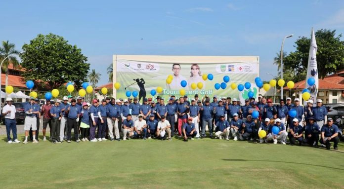 Amsakar Achmad Buka dan Apresiaasi Tournament Golf Hari Jadi Batam HJB ke-196