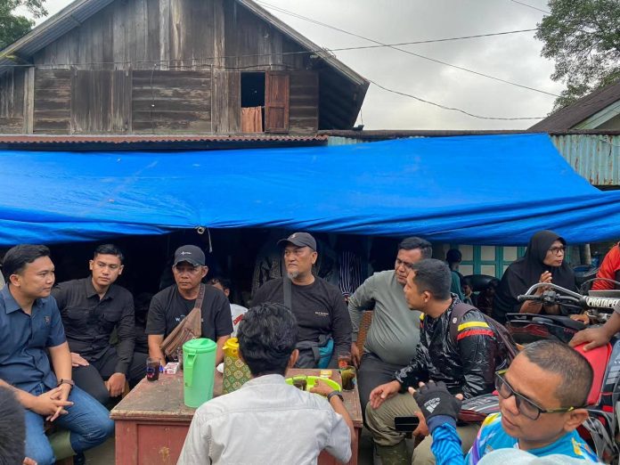 Wabup M.Ihpan bersama DPRD Pasbar