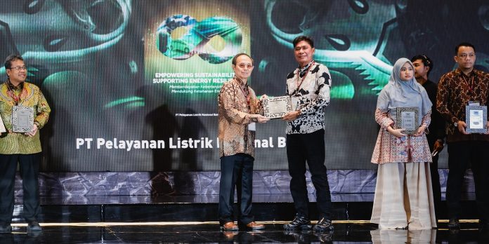 PLN Batam Raih Dua Penghargaan di Ajang ASRRAT 2025