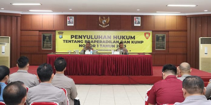 Pahami KUHP dan KUHAP Baru, Kapolresta Barelang Instruksikan Penyidik Tingkatkan Kapasitas Pahami KUHP dan KUHAP Baru, Kapolresta Barelang Instruksikan Penyidik Tingkatkan Kapasitas