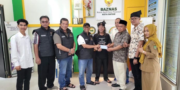 PWI Kepri Serahkan Hasil Penggalangan Dana Duka Sumatra ke Baznas Batam PWI Kepri Serahkan Hasil Penggalangan Dana Duka Sumatra ke Baznas Batam