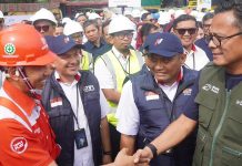 Bersama Danantara dan BUMN, TelkomGroup Kirim Relawan dan Bantuan Kemanusiaan di Masa Pemulihan Bersama Danantara dan BUMN, TelkomGroup Kirim Relawan dan Bantuan Kemanusiaan di Masa Pemulihan