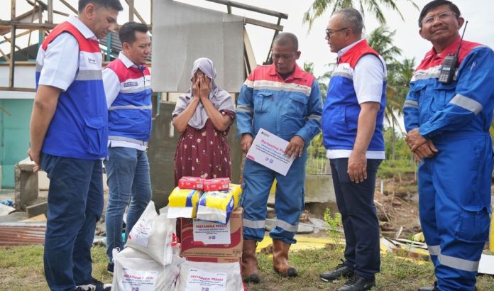 Kawal Misi Kemanusiaan, Dirut PGN Turun Langsung Serahkan Bantuan ke Aceh dan Sumatera Utara