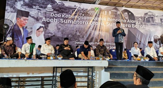 Pimpin Doa Kebangsaan untuk Sumatera, Pemko akan Bantu Rp 2,5 Miliar per Provinsi Pimpin Doa Kebangsaan untuk Sumatera, Pemko akan Bantu Rp 2,5 Miliar per Provinsi