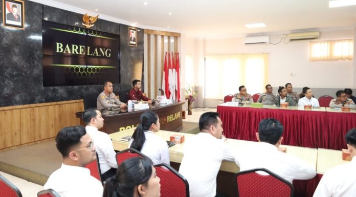Polresta Barelang Ikuti Daring Serentak MoU Polri–Kejaksaan RI dan Sosialisasi KUHP–KUHAP Baru Polresta Barelang Ikuti Daring Serentak MoU Polri–Kejaksaan RI dan Sosialisasi KUHP–KUHAP Baru