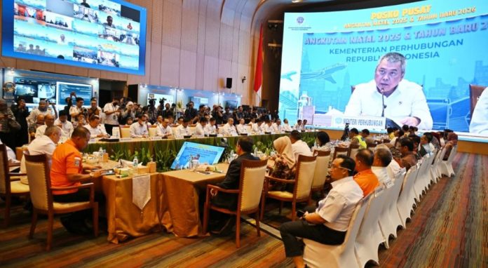 Siapkan Extra Flight, Menhub Dudy Buka Posko Pusat Angkutan Nataru 2025-2026
