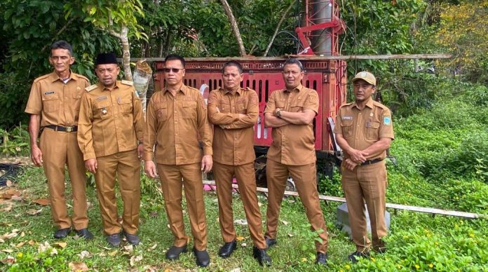 Tower Telkomsel 4G di Desa Tarempa Selatan Diresmikan Bupati Anambas Tower Telkomsel 4G di Desa Tarempa Selatan Diresmikan Bupati Anambas
