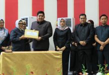 Bupati dan Wakil Bupati Hadiri Paripurna Pengesahan Ranperda Bintan Karya Bahari DPRD Bintan dan Bupati Bintan