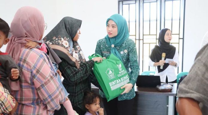 Hafizha Distribusikan Paket Sembako Dhuafa dan Stunting di Tanjung Uban Timur