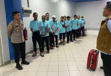 Polda Kepri Kawal Pemulangan 133 WNI dari Malaysia Polda Kepri Kawal Pemulangan 133 WNI dari Malaysia
