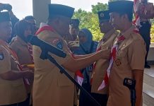 Wabup Karimun Lantik Karta sebagai Ketua Kwarran Pramuka Kecamatan Meral