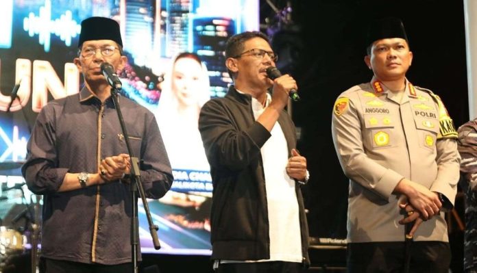 Ketua DPRD Apresiasi Donasi Warga Batam Hadiri Kenduri Akhir Tahun 2026, Ketua DPRD Apresiasi Donasi Warga Batam untuk Bencana Sumatera