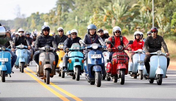 Wali Kota Batam Amsakar Achmad Turut Semarakkan Kegiatan March of the Mods 2026