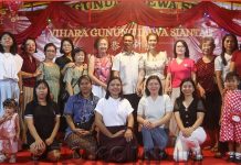 Bupati Aneng Hadiri Silaturahmi Warga Tarempa di Puncak Perayaan Imlek 2570 Bupati Aneng Hadiri Silaturahmi Warga Tarempa di Puncak Perayaan Imlek 2570