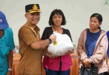 Pemko Tanjungpinang Salurkan 360 Paket Bingkisan Jelang Hari Besar Keagamaan Pemko Tanjungpinang Salurkan 360 Paket Bingkisan Jelang Hari Besar Keagamaan