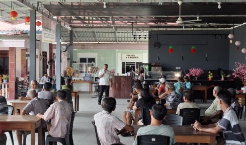 Perusahaan Perikanan Singkep Putra Perkasa Salurkan 110 Paket Sembako ke Masyarakat Perusahaan Perikanan Singkep Putra Perkasa Salurkan 110 Paket Sembako ke Masyarakat