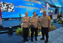 Kapolda Kepri Terima Tanda Kehormatan Satyalancana Wira Karya dari Presiden Prabowo Kapolda Kepri Terima Tanda Kehormatan Satyalancana Wira Karya dari Presiden Prabowo