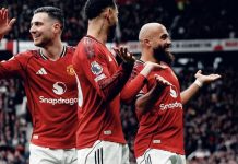 Menang 2-0 dari Tottenham, Selisih Manchester United ke Arsenal Mulai Mendekat Menang 2-0 dari Tottenham, Selisih Manchester United ke Arsenal Makin Dekat