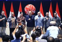 OJK dan Pemerintah Siapkan 8 Aksi Reformasi Besar-Besaran di Pasar Modal OJK dan Pemerintah Siapkan 8 Aksi Reformasi Besar-Besaran di Pasar Modal