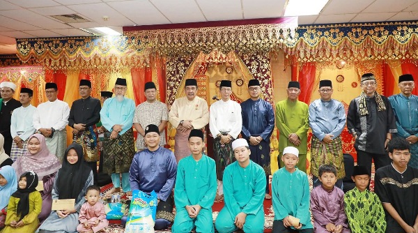 Amsakar Hadiri Buka Puasa Bersama LAM Kepri Batam Amsakar menyampaikan apresiasi kepada pengurus LAM Kepri Kota Batam yang telah menggagas kegiatan berbagi dengan anak yatim.
