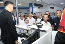 Tinjau Dua Pelabuhan Internasional, Amsakar-Li Claudia Komitmen Benahi Kualitas Layanan Penumpang Amsakar-Li Claudia Komitmen Benahi Kualitas Layanan Penumpang