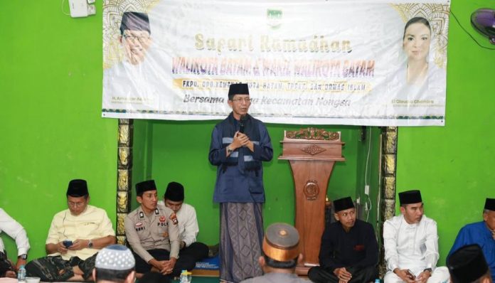 Amsakar Safari Ramadan ke Masjid Al Amin Angkasa Lanud Nongsa, Ajak Warga Kejar Malam Lailatulqadar