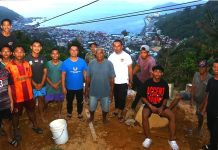 Bupati Anambas Ajak Tim Karbit Siantan Buka Puasa Bersama di Bukit Tengkorak Bupati Anambas Ajak Tim Karbit Siantan Buka Puasa Bersama di Bukit Tengkorak