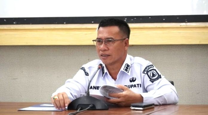 Bupati Anambas dan Dana Desa Terbaik Ketiga Tahun 2025 Kali ini, Anambas berhasil meraih Penghargaan Kinerja Penyaluran Dana Desa Terbaik Ketiga Tahun 2025 dari Kementerian Keuangan Republik Indonesia.