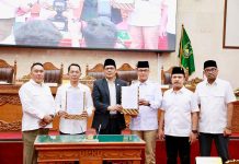 Paripurna DPRD Batam Bersama Wali Kota Sepakati Bahas Ranperda Adminduk dan PSU DPRD Batam Bersama Wali Kota Ranperda Adminduk