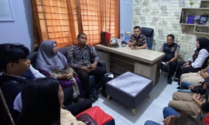 Fenomena prostitusi online yang melibatkan anak