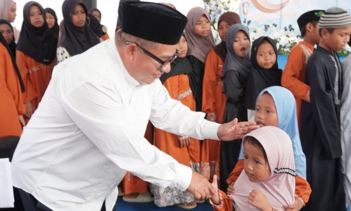 Jamkrindo Berbagi Berkah Ramadan di Batam, Salurkan Sembako dan Santunan Anak Yatim